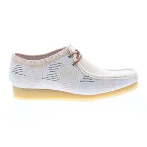 Clarks Mens Wallabee Beige Boots (NWT)